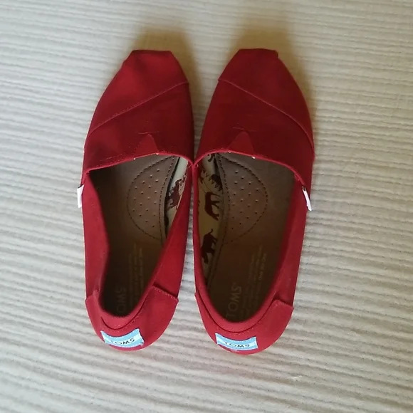 Red Toms Burlap Shoes Toms Shoes Red Toms Canvas Shoes Poshmark